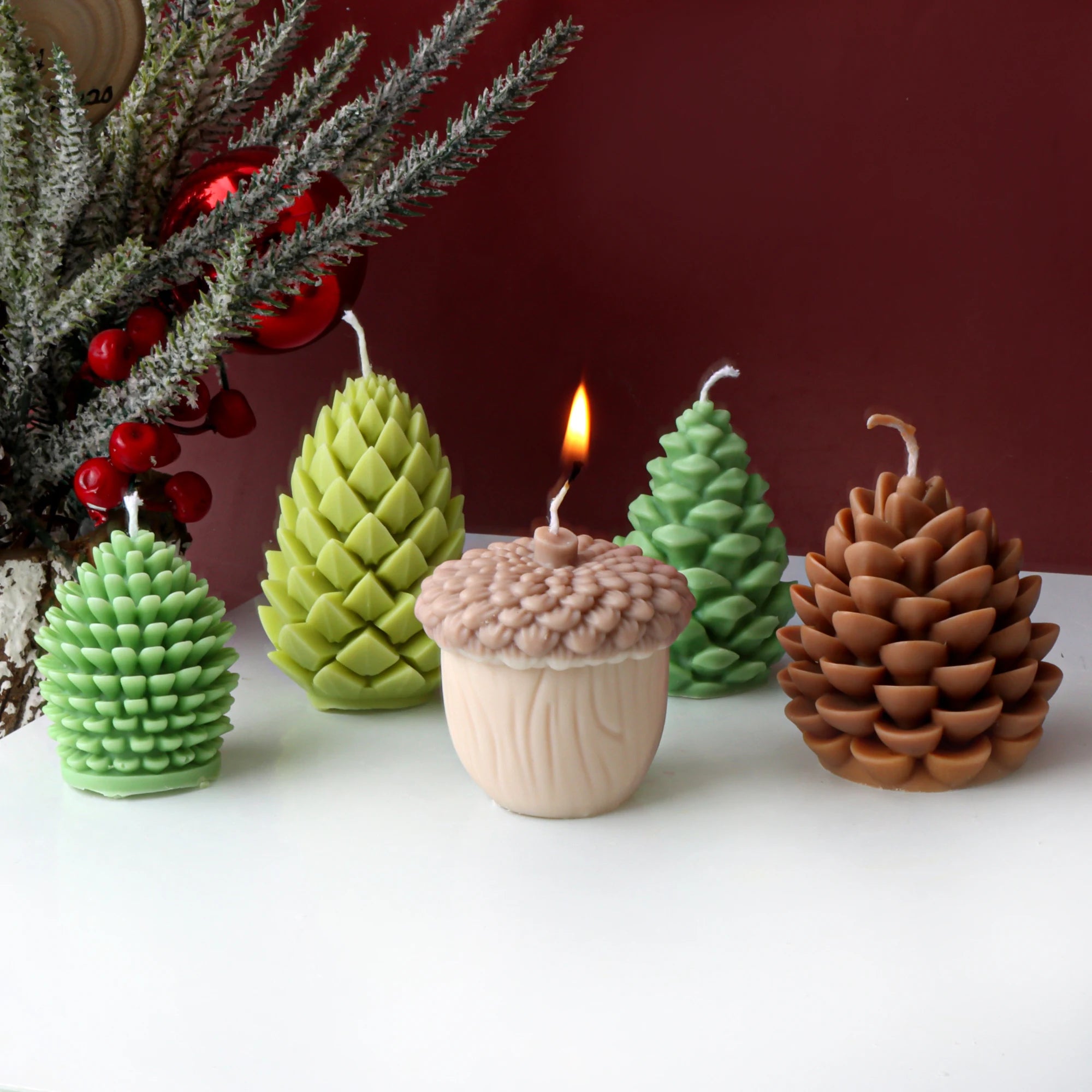 Nexa™ Botanical Pinecone & Acorn Silicone Mold